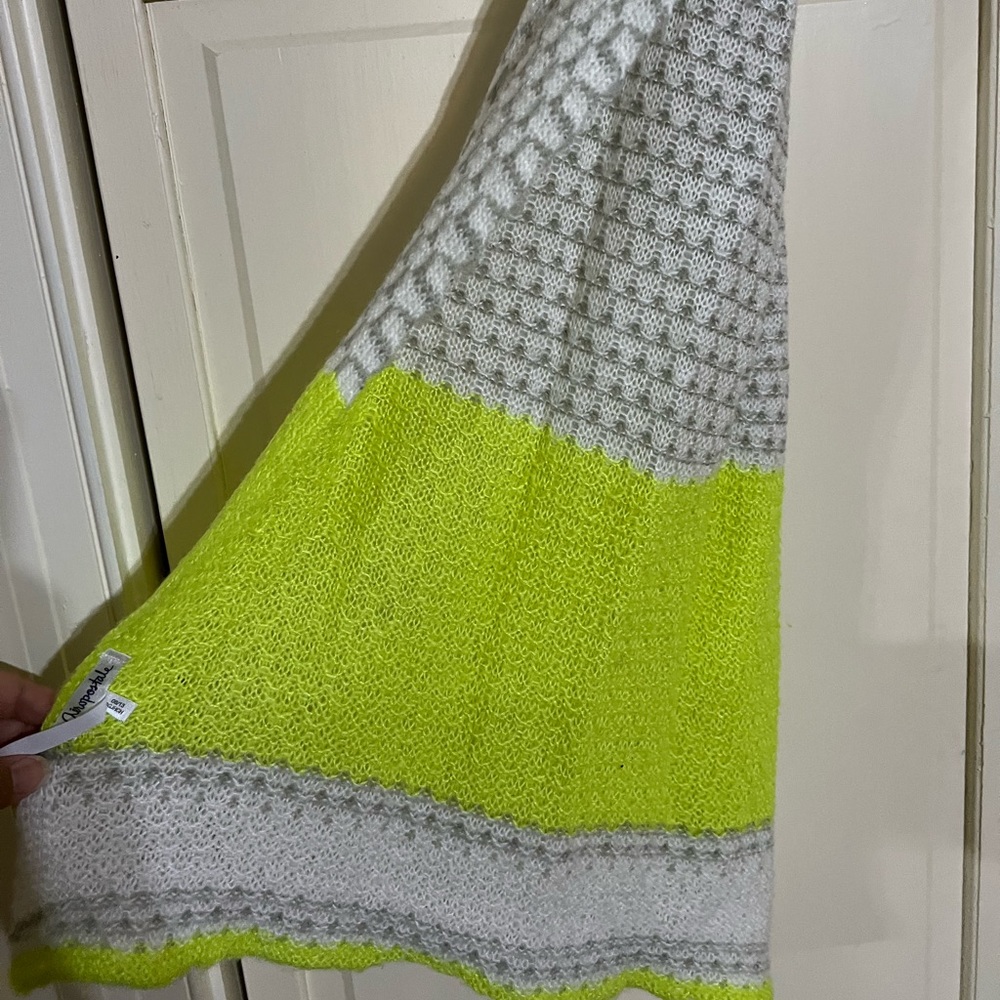 Yellow white gray Aeropostale scarf